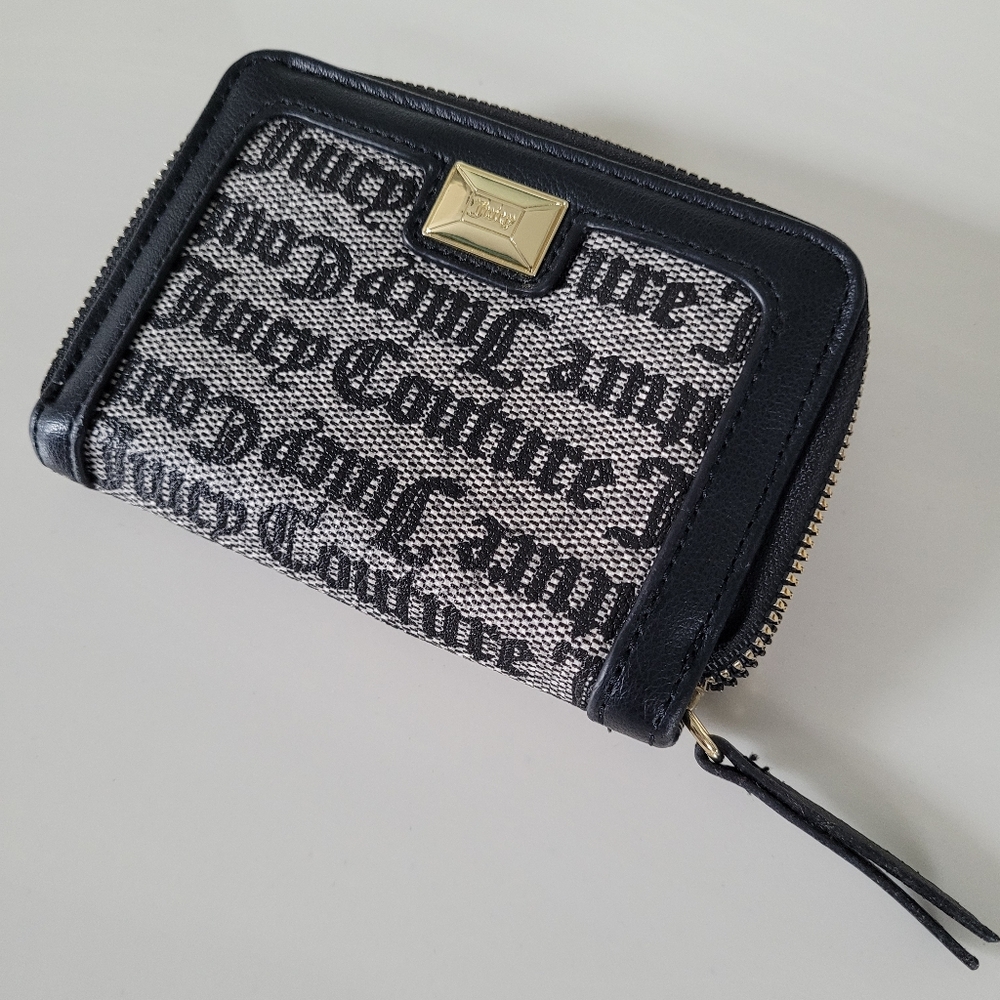 JUICY COUTURE WALLET FAUX LEATHER ZIP AROUND SMALL CLUTCH
